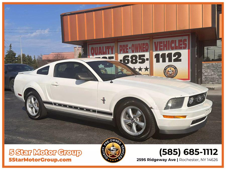 2007 Ford Mustang V6 Deluxe photo
