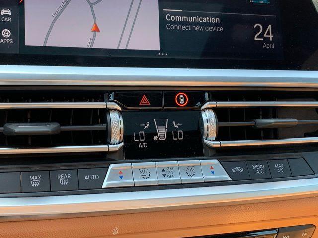 2022 BMW 3-Series 330i photo