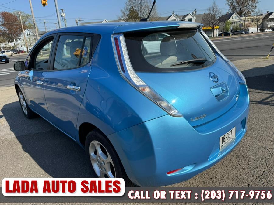 2012 Nissan LEAF SV photo
