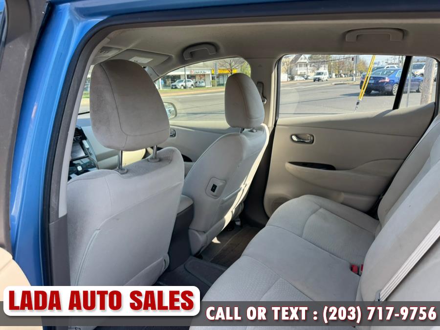 2012 Nissan LEAF SV photo