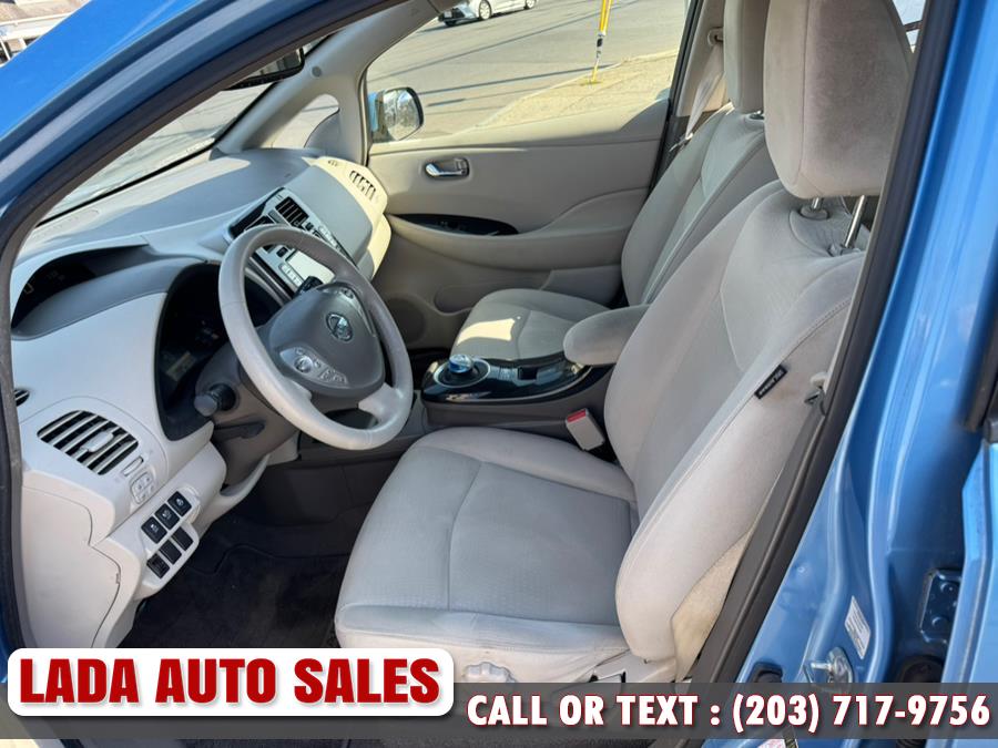 2012 Nissan LEAF SV photo