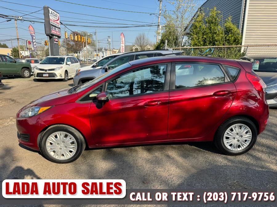 2014 Ford Fiesta SE photo