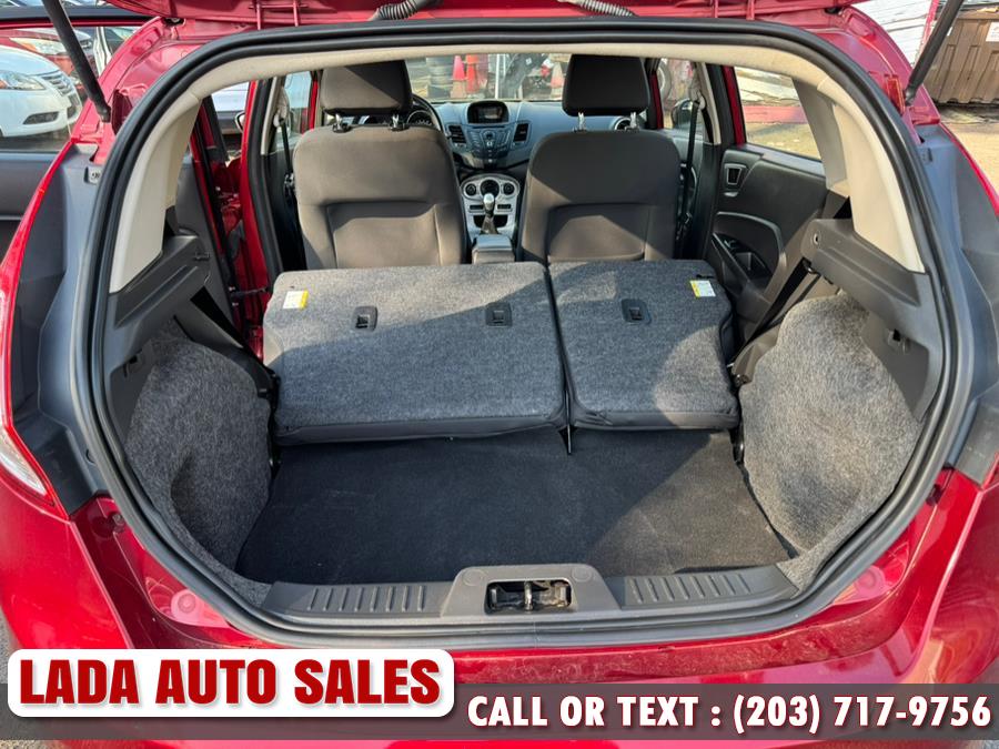 2014 Ford Fiesta SE photo