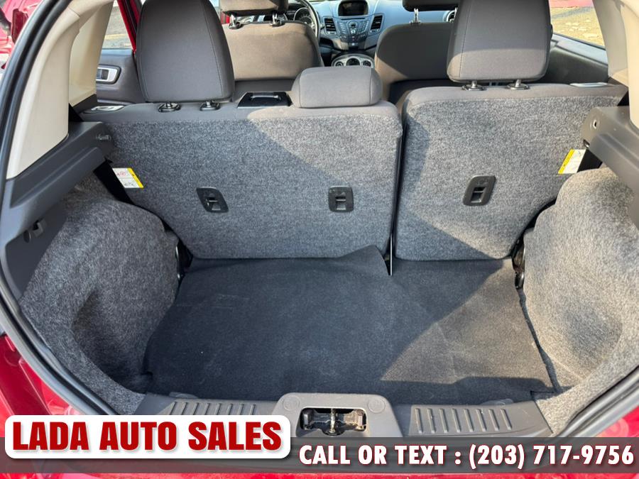 2014 Ford Fiesta SE photo