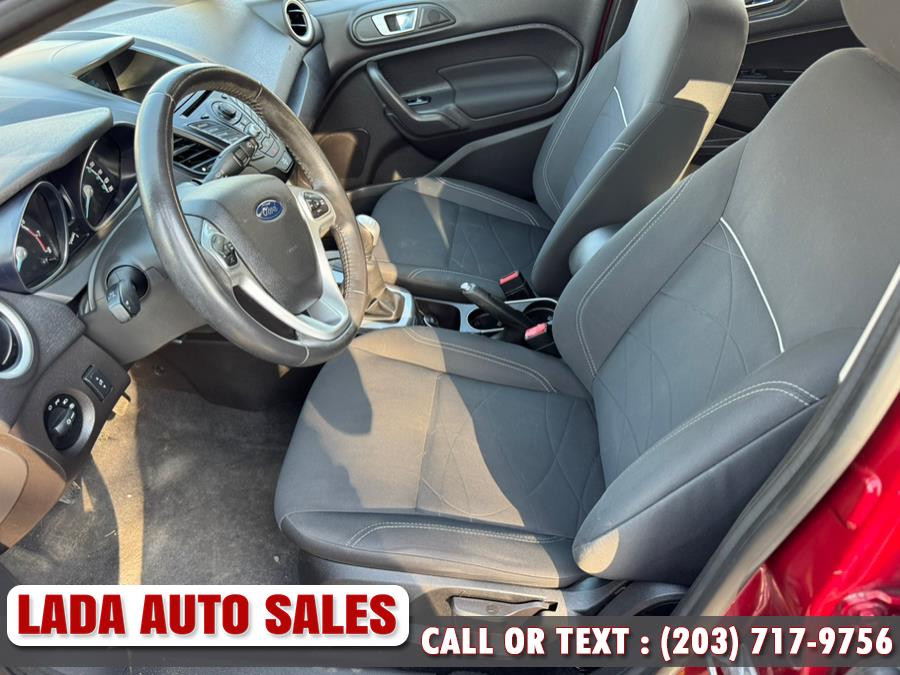 2014 Ford Fiesta SE photo