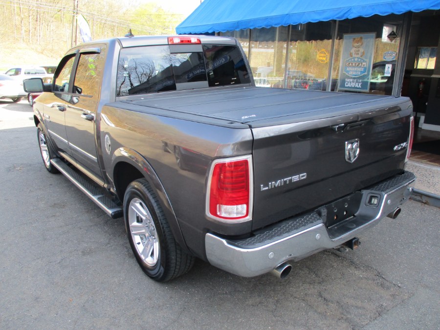 2015 RAM 1500 4WD Crew Cab 140.5
