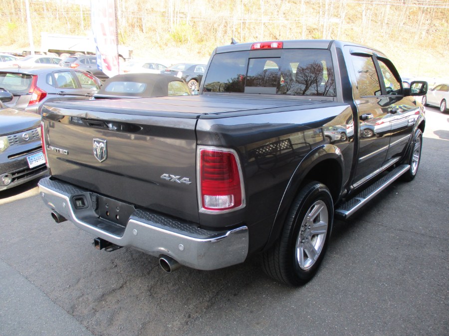 2015 RAM 1500 4WD Crew Cab 140.5