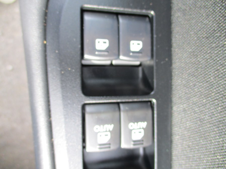 2016 Subaru Outback 4dr Wgn 2.5i Premium PZEV photo