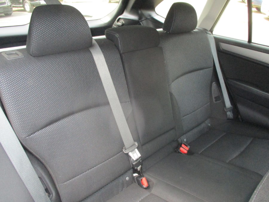2016 Subaru Outback 4dr Wgn 2.5i Premium PZEV photo