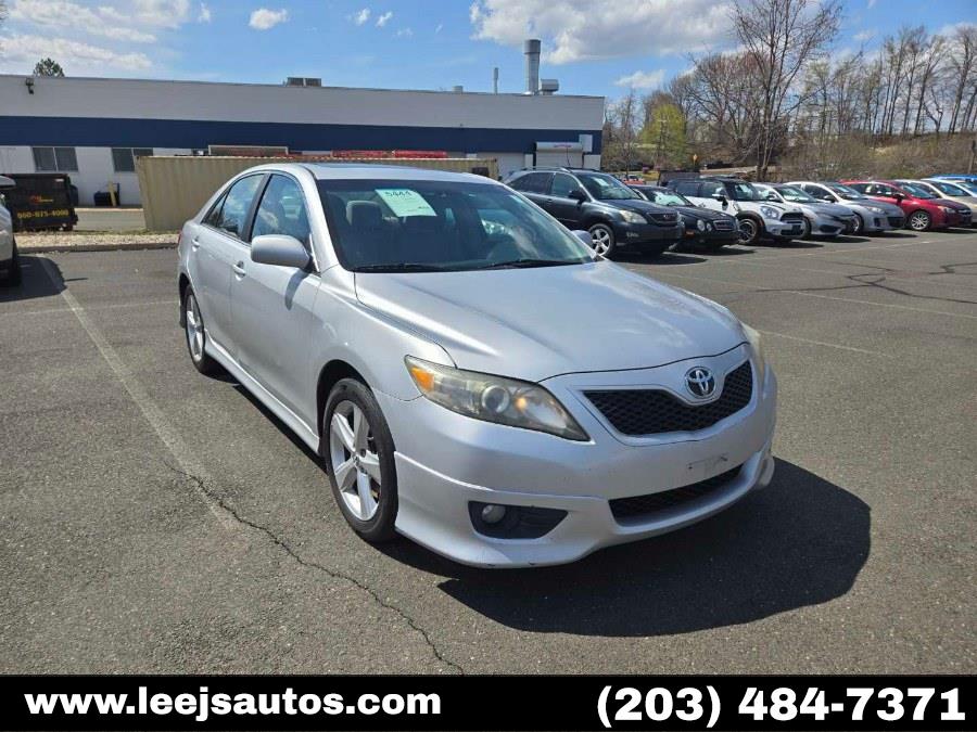 2011 Toyota Camry photo