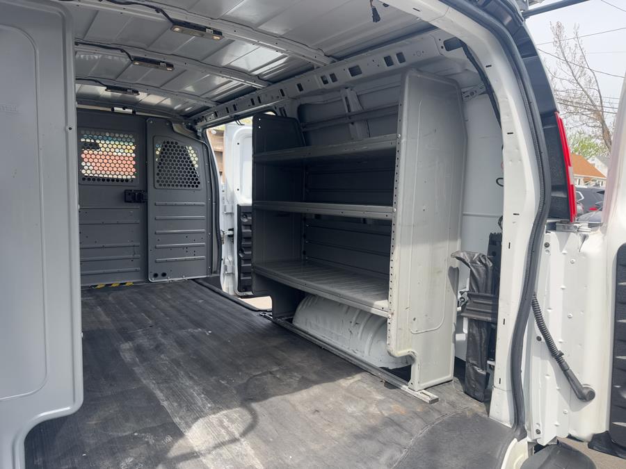 2019 Chevrolet Express Cargo Van RWD 2500 135