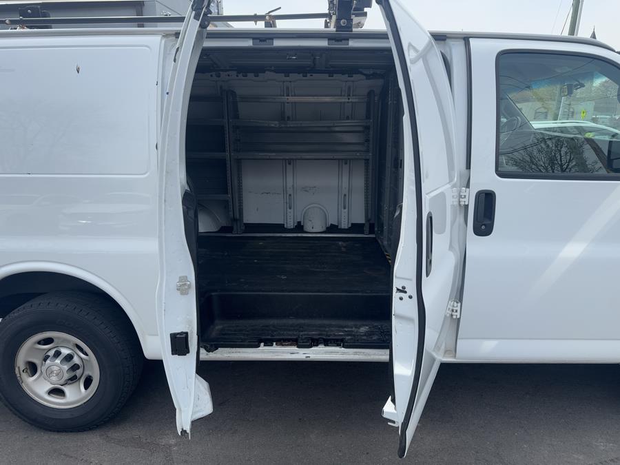 2019 Chevrolet Express Cargo Van RWD 2500 135