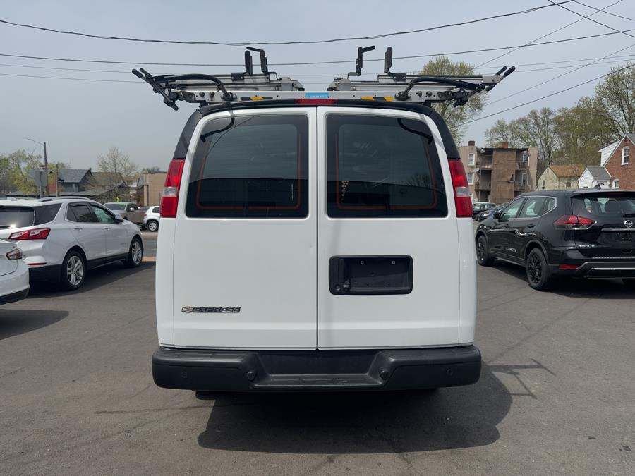 2019 Chevrolet Express Cargo Van RWD 2500 135