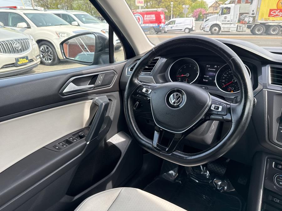 2018 Volkswagen Tiguan 2.0T SE FWD photo