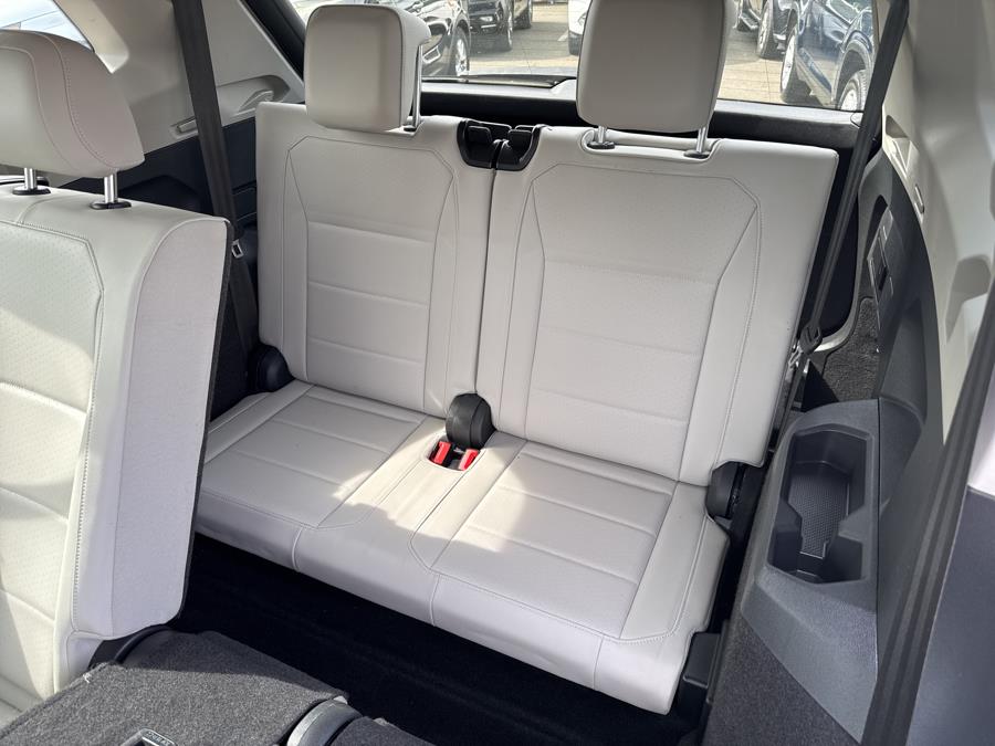 2018 Volkswagen Tiguan 2.0T SE FWD photo