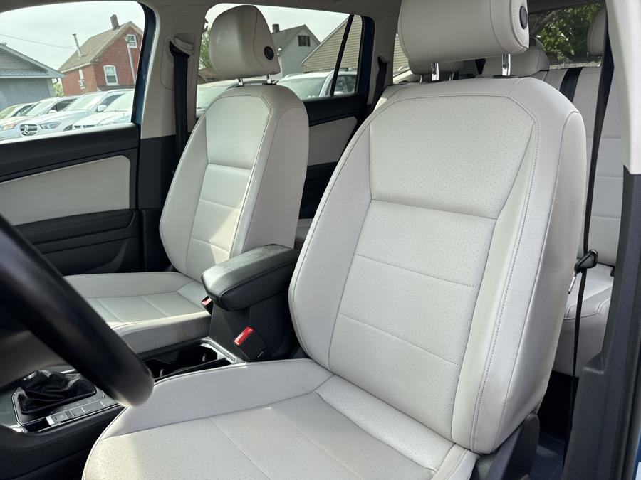 2018 Volkswagen Tiguan 2.0T SE FWD photo