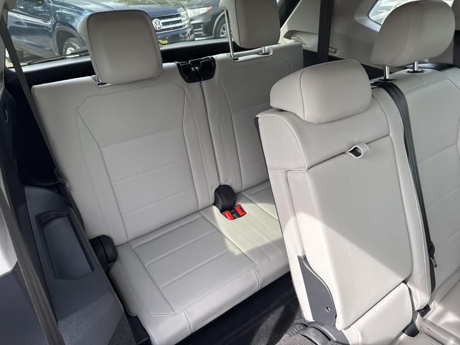 2018 Volkswagen Tiguan 2.0T SE FWD photo