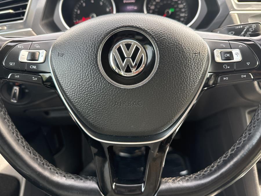 2018 Volkswagen Tiguan 2.0T SE FWD photo