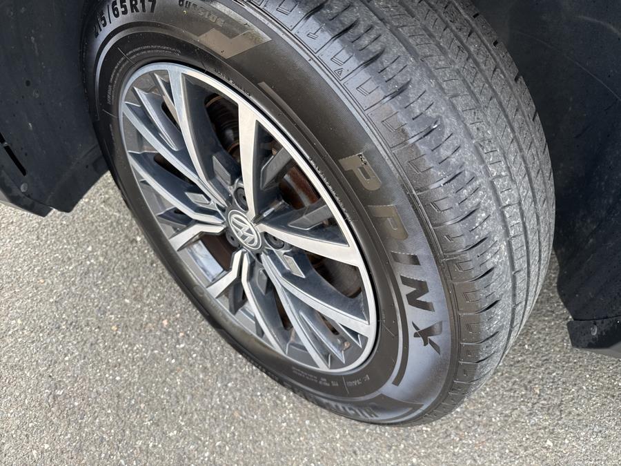 2018 Volkswagen Tiguan 2.0T SE FWD photo