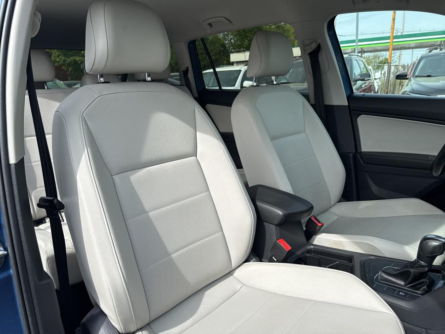 2018 Volkswagen Tiguan 2.0T SE FWD photo