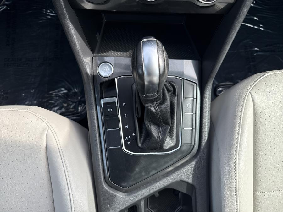 2018 Volkswagen Tiguan 2.0T SE FWD photo