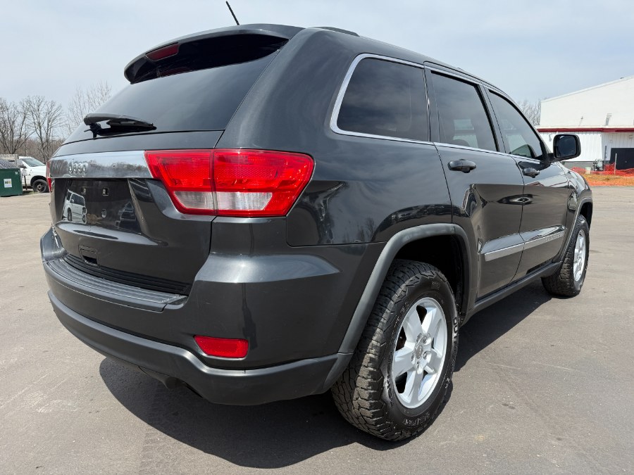 2011 Jeep Grand Cherokee Laredo photo