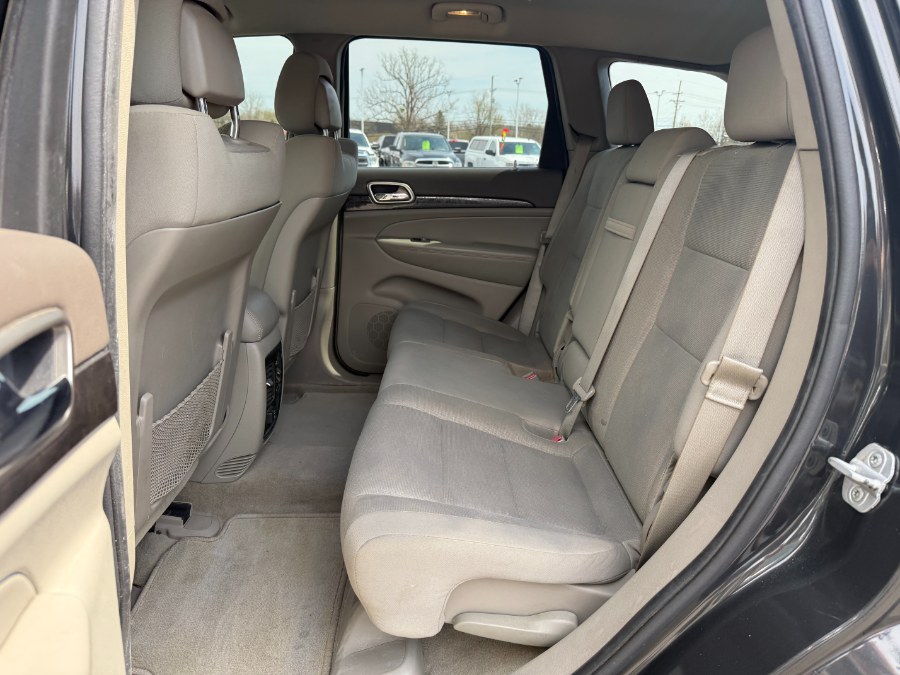 2011 Jeep Grand Cherokee Laredo photo