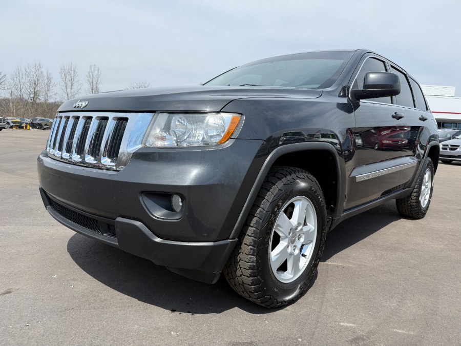 2011 Jeep Grand Cherokee Laredo photo