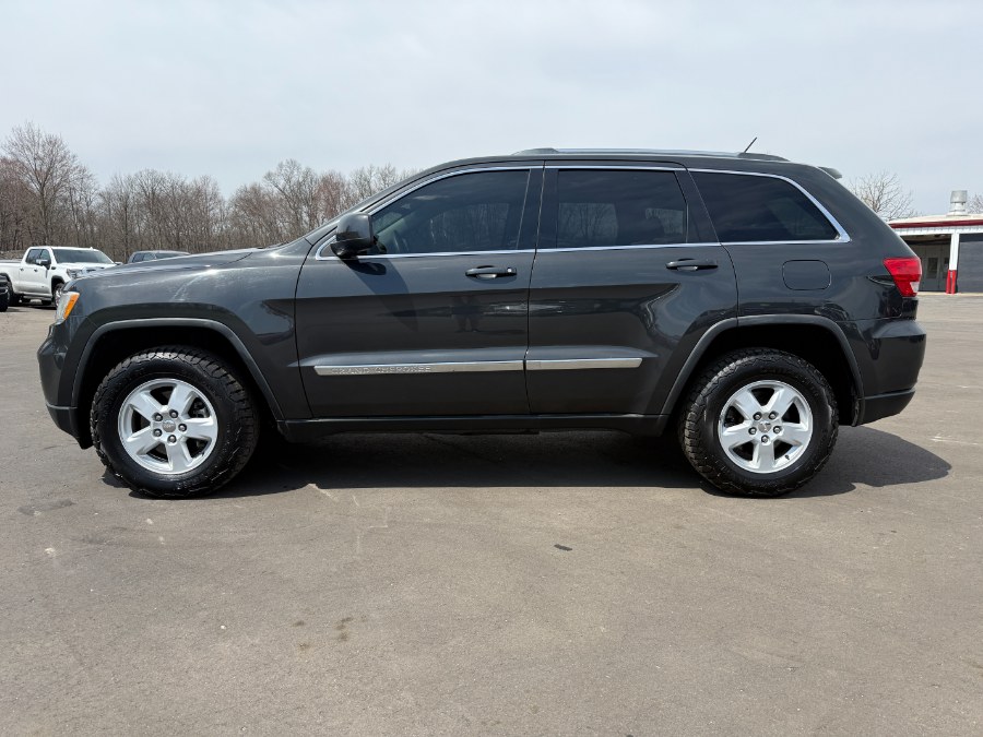 2011 Jeep Grand Cherokee Laredo photo