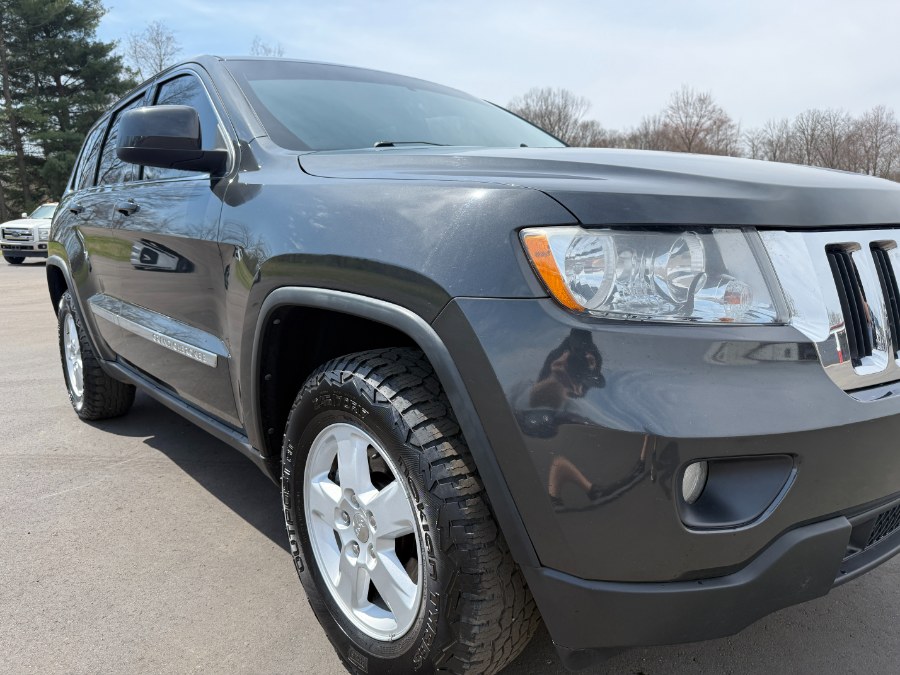 2011 Jeep Grand Cherokee Laredo photo