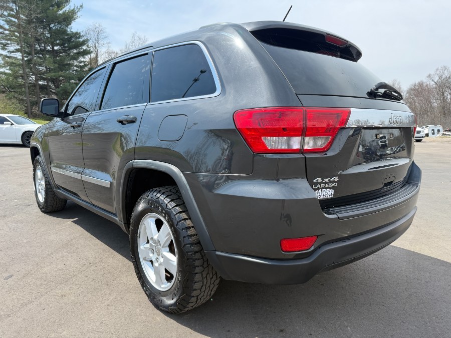 2011 Jeep Grand Cherokee Laredo photo