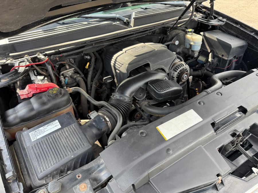 2009 Chevrolet Avalanche LS photo