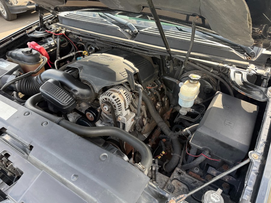 2009 Chevrolet Avalanche LS photo