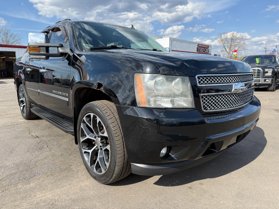 2009 Chevrolet Avalanche LS photo