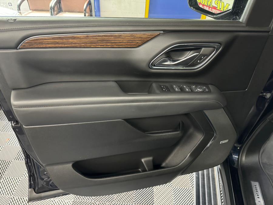 2022 Chevrolet Tahoe 4WD 4dr High Country photo