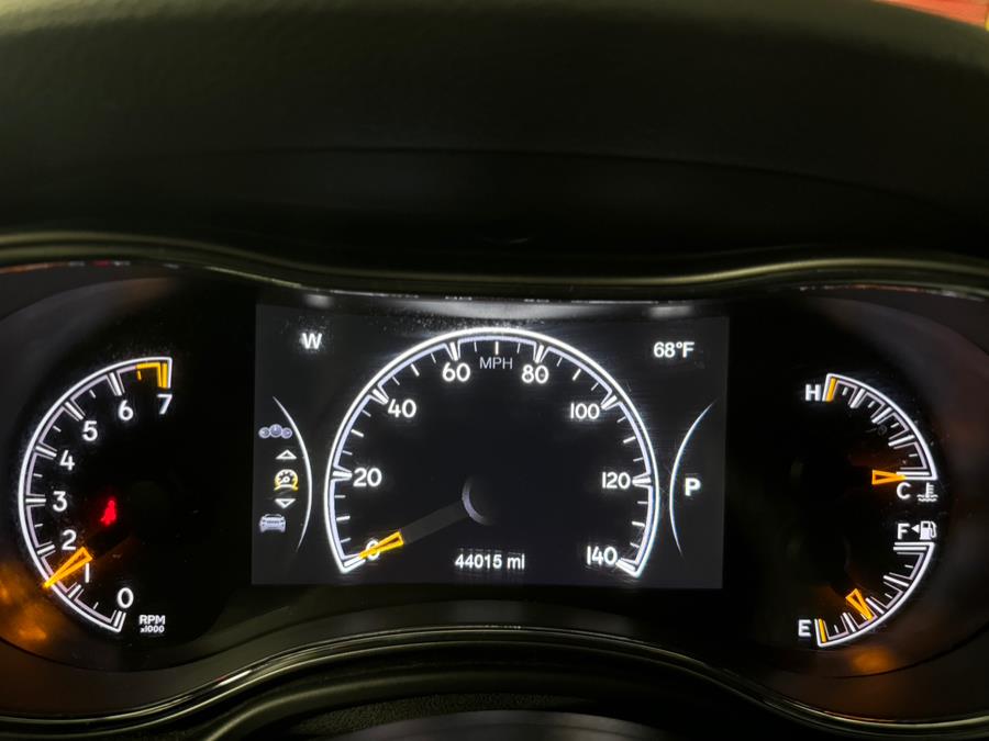 2019 Jeep Grand Cherokee Altitude 4x4 photo