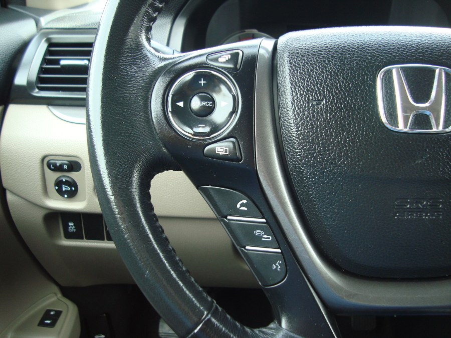 2016 Honda Pilot AWD 4dr EX-L w/RES photo