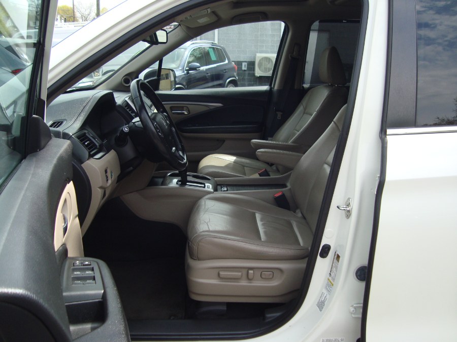 2016 Honda Pilot AWD 4dr EX-L w/RES photo