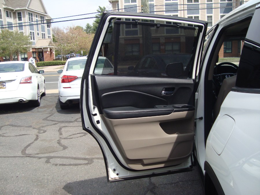 2016 Honda Pilot AWD 4dr EX-L w/RES photo