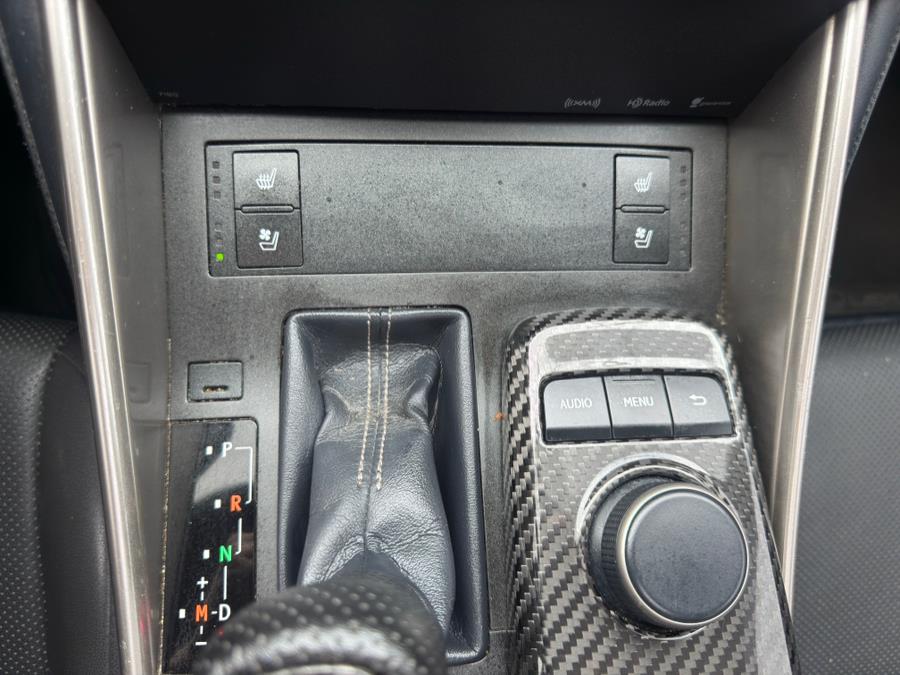 2016 Lexus IS 300 photo