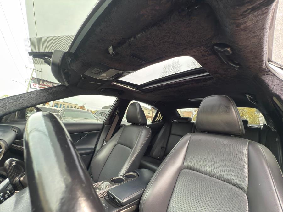 2016 Lexus IS 300 photo
