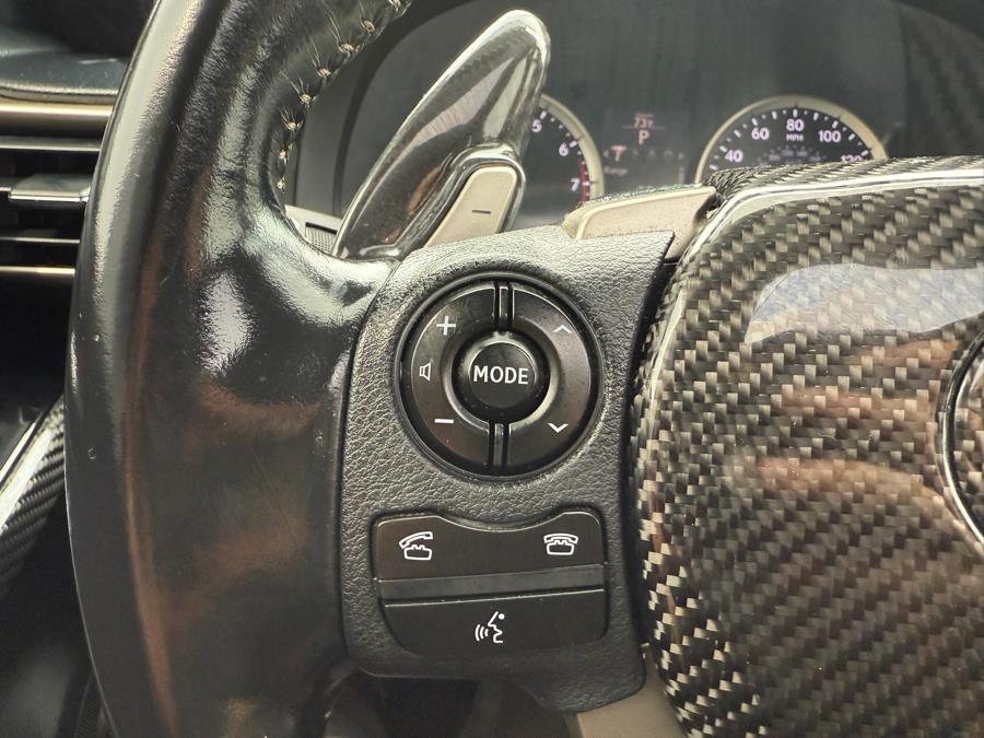 2016 Lexus IS 300 photo