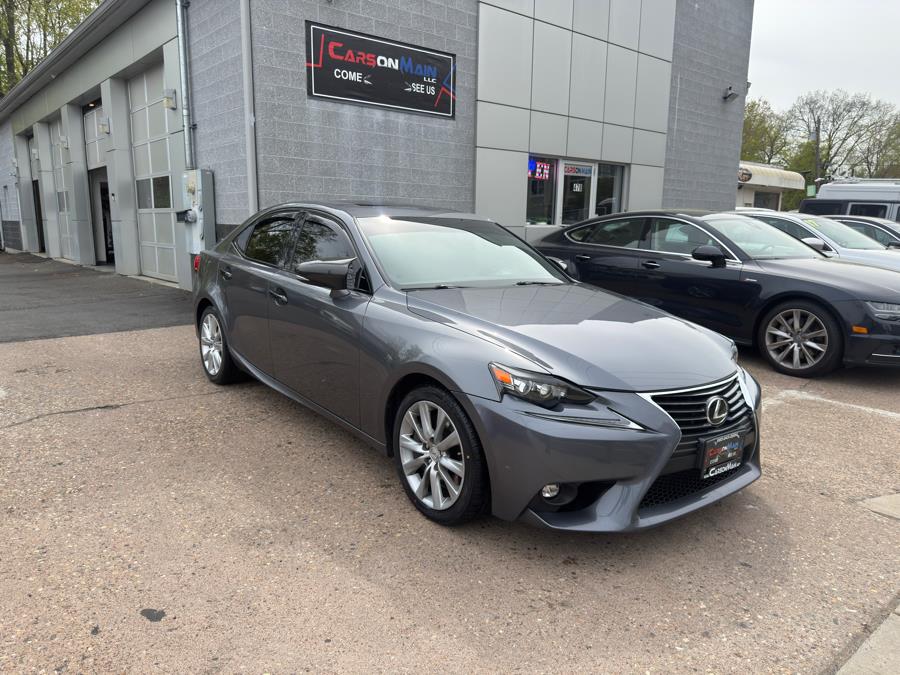 2016 Lexus IS 300 photo