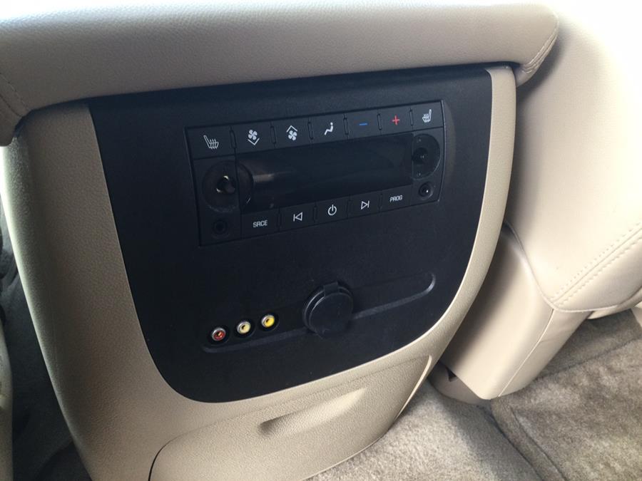 2014 Chevrolet Suburban LTZ 1500 photo