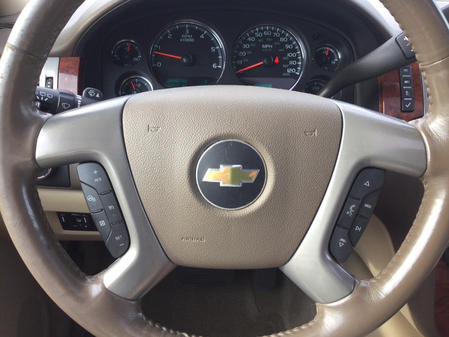 2014 Chevrolet Suburban LTZ 1500 photo