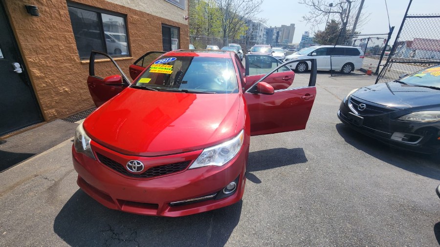 2012 Toyota Camry L photo