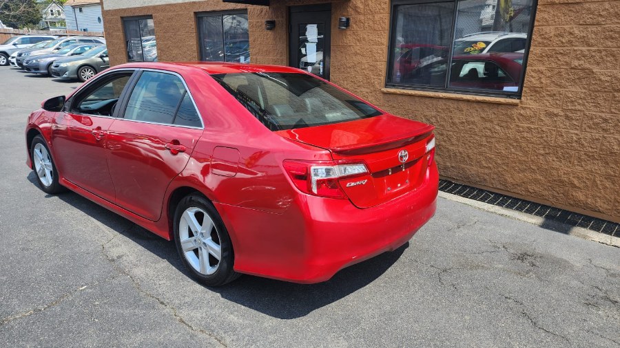 2012 Toyota Camry L photo