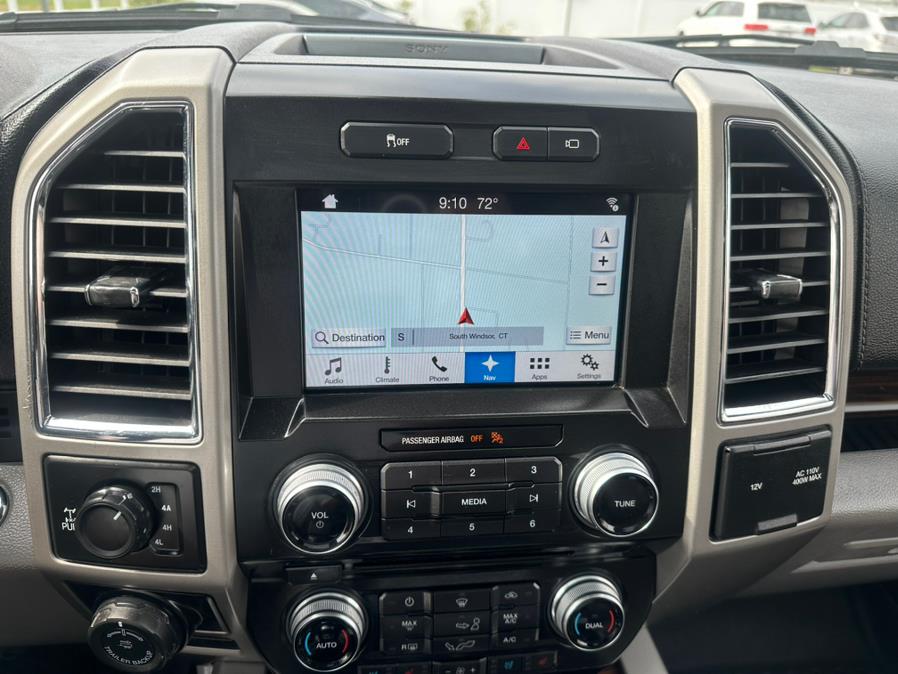 2017 Ford F-150 Lariat 4WD SuperCrew 5.5'' Box photo