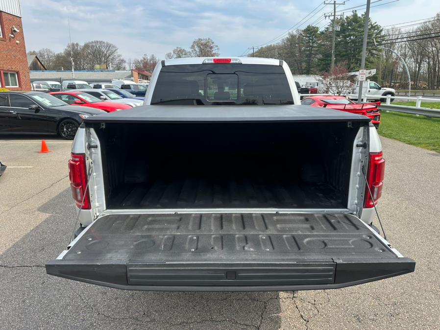 2017 Ford F-150 Lariat 4WD SuperCrew 5.5'' Box photo