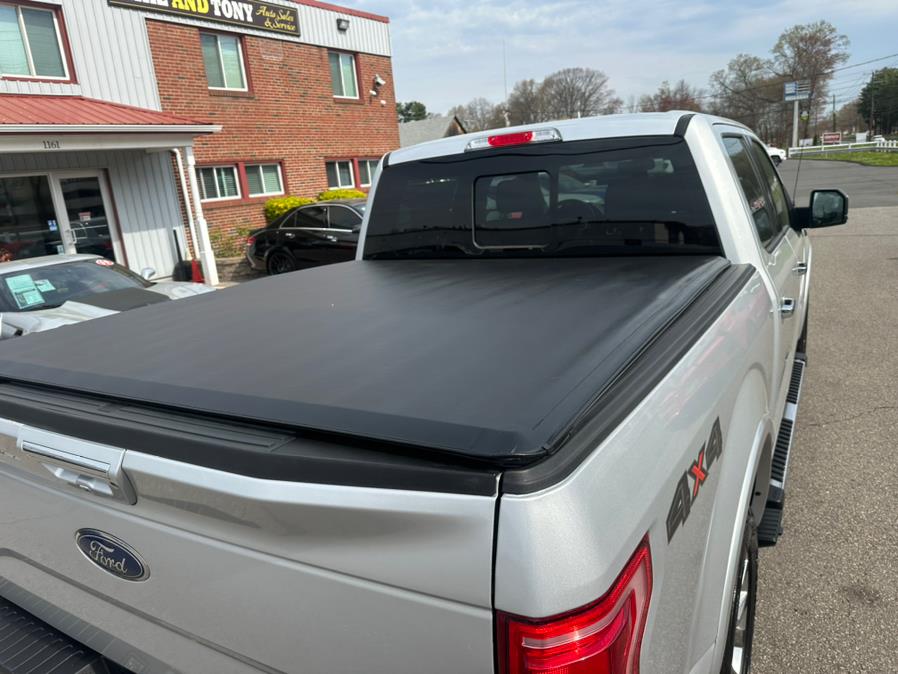 2017 Ford F-150 Lariat 4WD SuperCrew 5.5'' Box photo